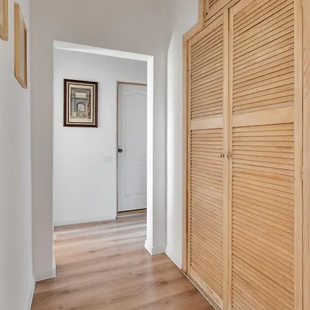 Apartment Sea Pearl Black *