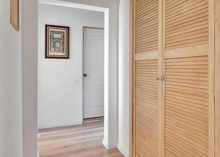 Апартаменти Sea Pearl Black *